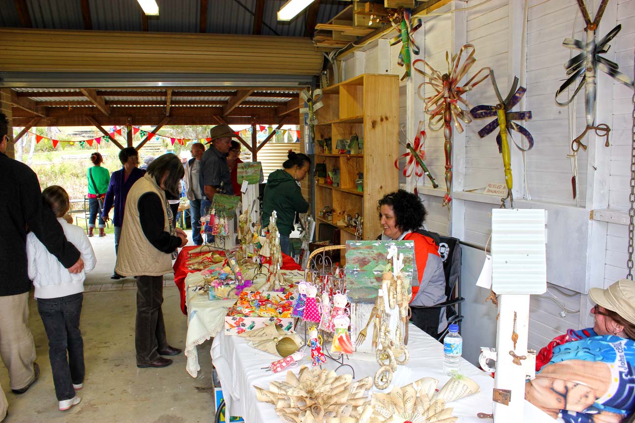 Art Market with Ludwina